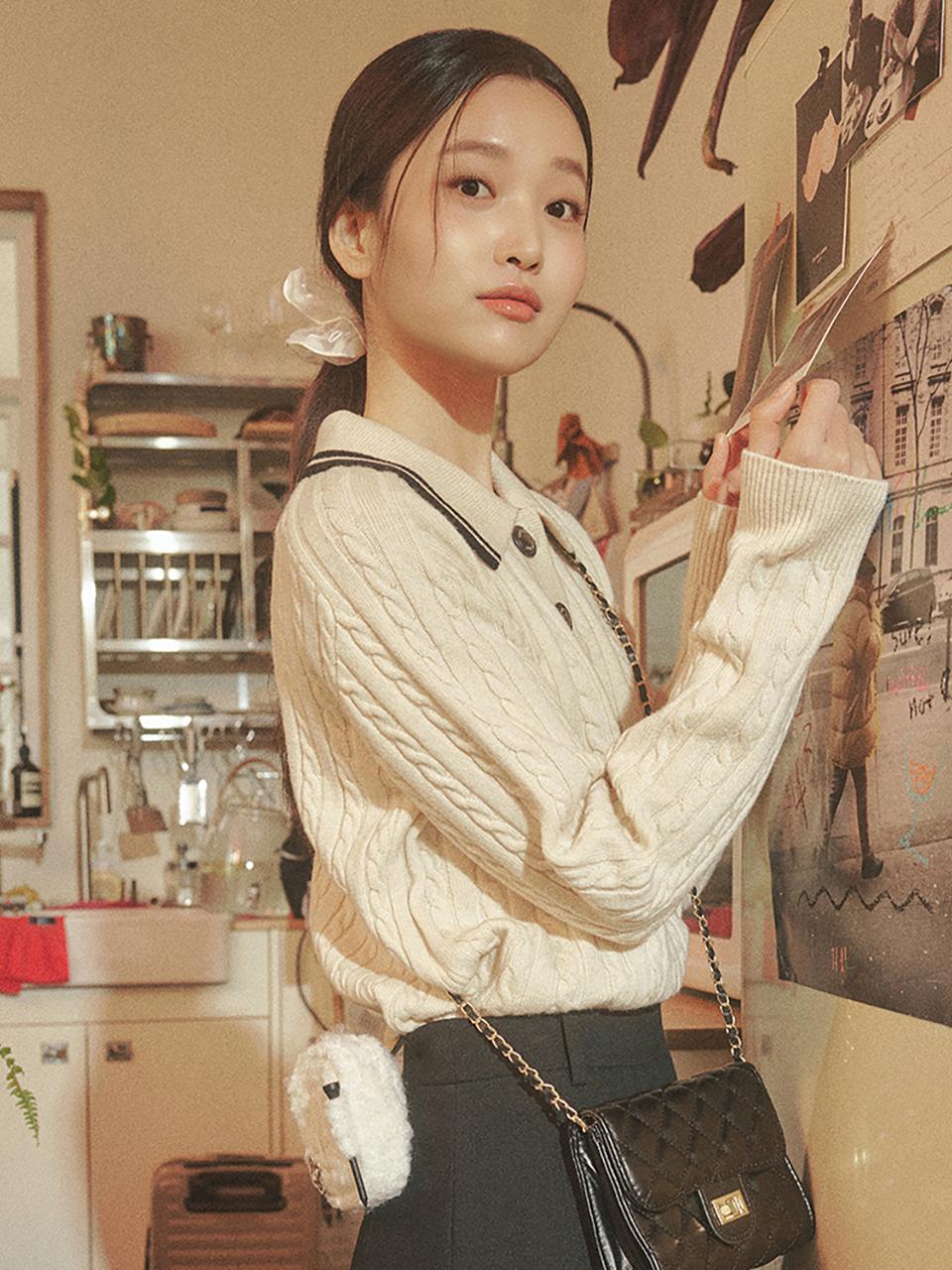 LIKK Big Collar Cable Button-up Wool Knit [Beige]