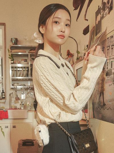 LIKK Big Collar Cable Button-up Wool Knit [Beige]