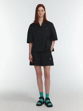 LINE STUDIO ONE Field Label Embroidery Shorts_Black