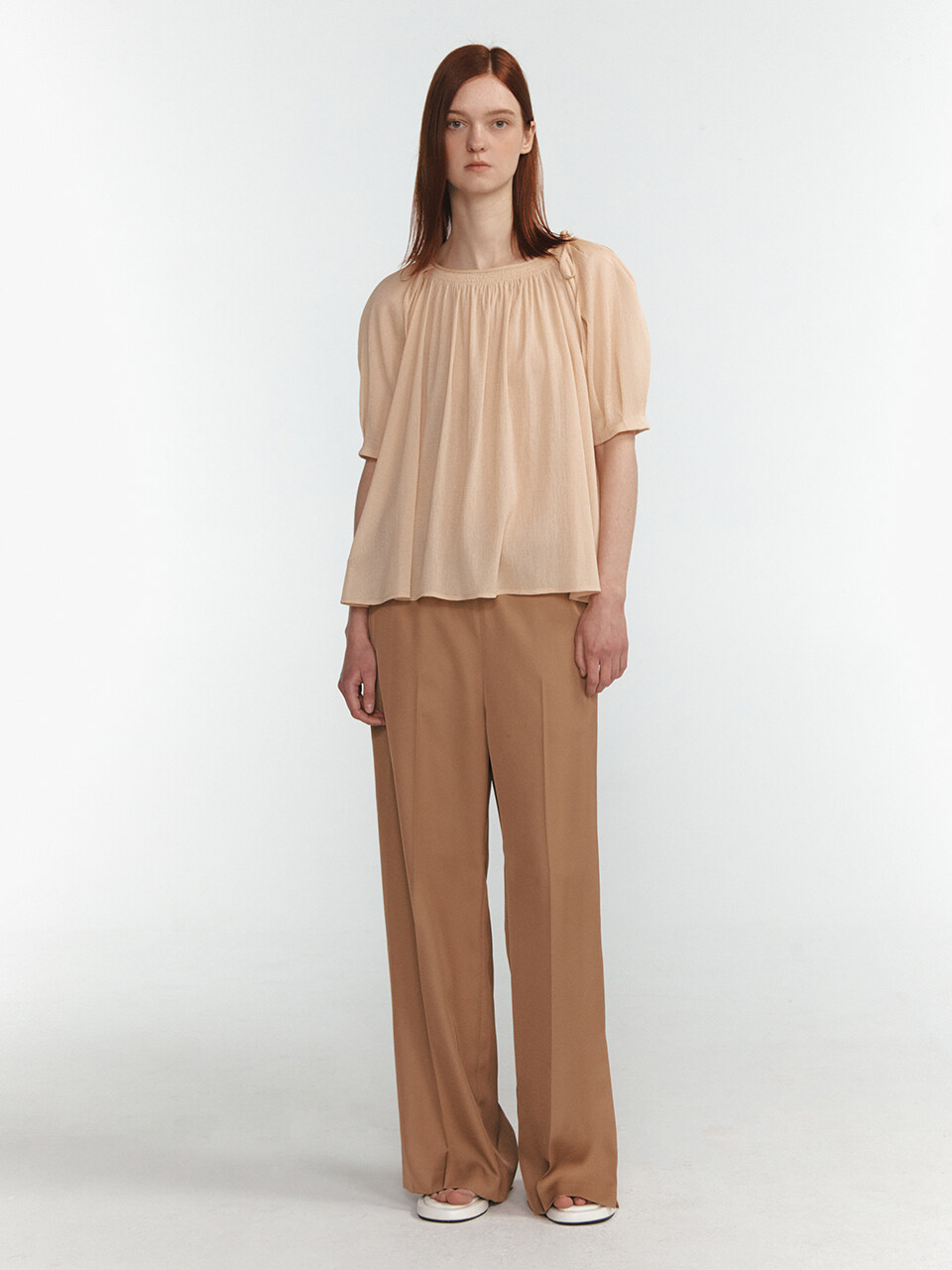 LINE STUDIO ONE Stopper Slit Slacks