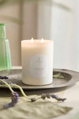 Linnea Candle, Fields