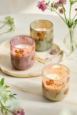 Linnea Pressed Floral Candle