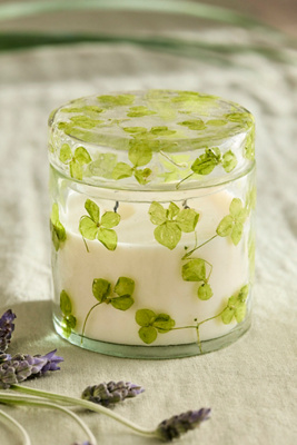 Pressed Floral Candle - Thumbnail 2
