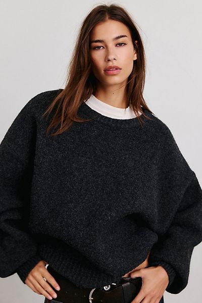 Lioness Lioness Dolce Oversized Crew Neck Sweater in Charcoal, Women's at Urban Outfitters