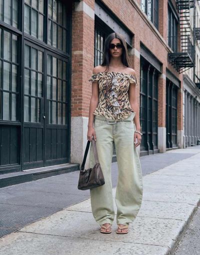 Lioness Lioness Dynasty wide belt detail barrel leg jeans in washed camel-Neutral
