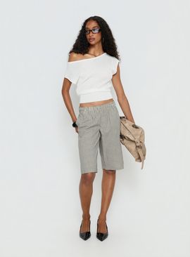 Lioness Sevigney Long Elasticated Shorts Cream Check