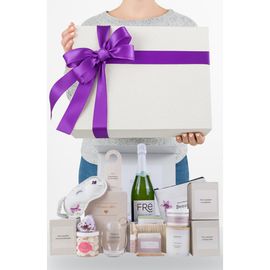 Lizush Lizush Bride To Be Gift Box