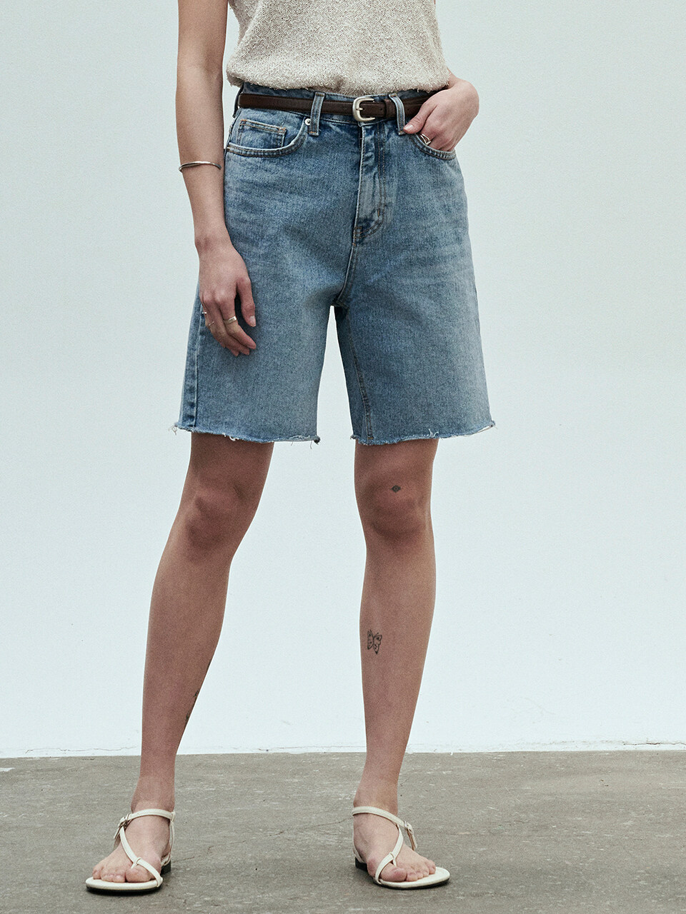 LOEIL Basic Cutting Half Denim Pants_Dark Blue