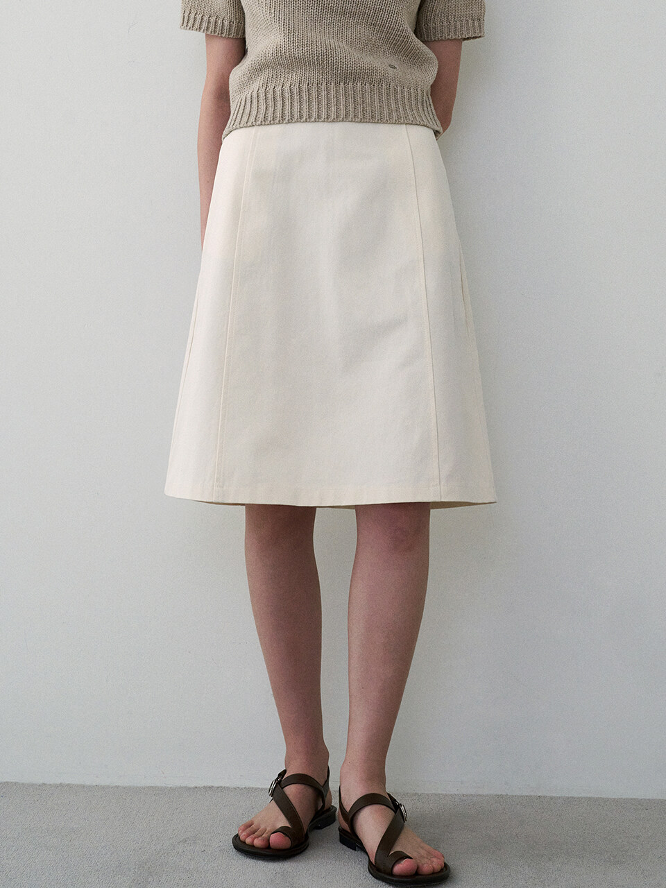 LOEIL Basic Midi Skirt _ Cream