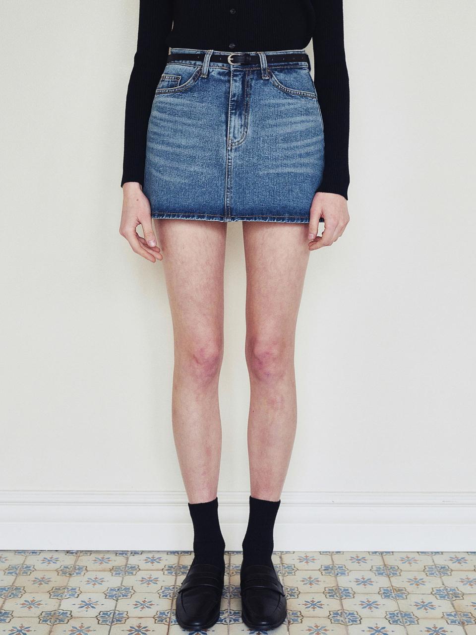 LOEIL Basic Mini Denim Skirt - Medium Blue