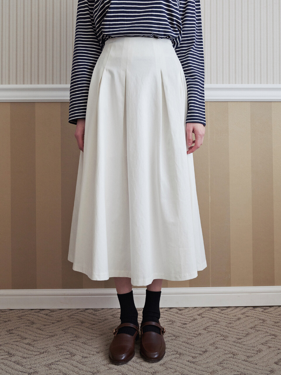 LOEIL Flare Cotton Midi Skirt