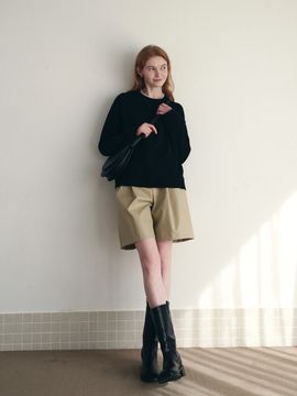 LOEIL Leather Pintuck Half Pants - Beige