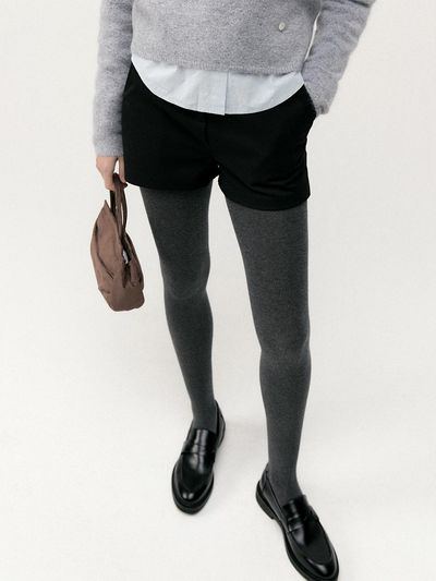 LOEIL Minimal Fleece-Lined Short Pants [Black]