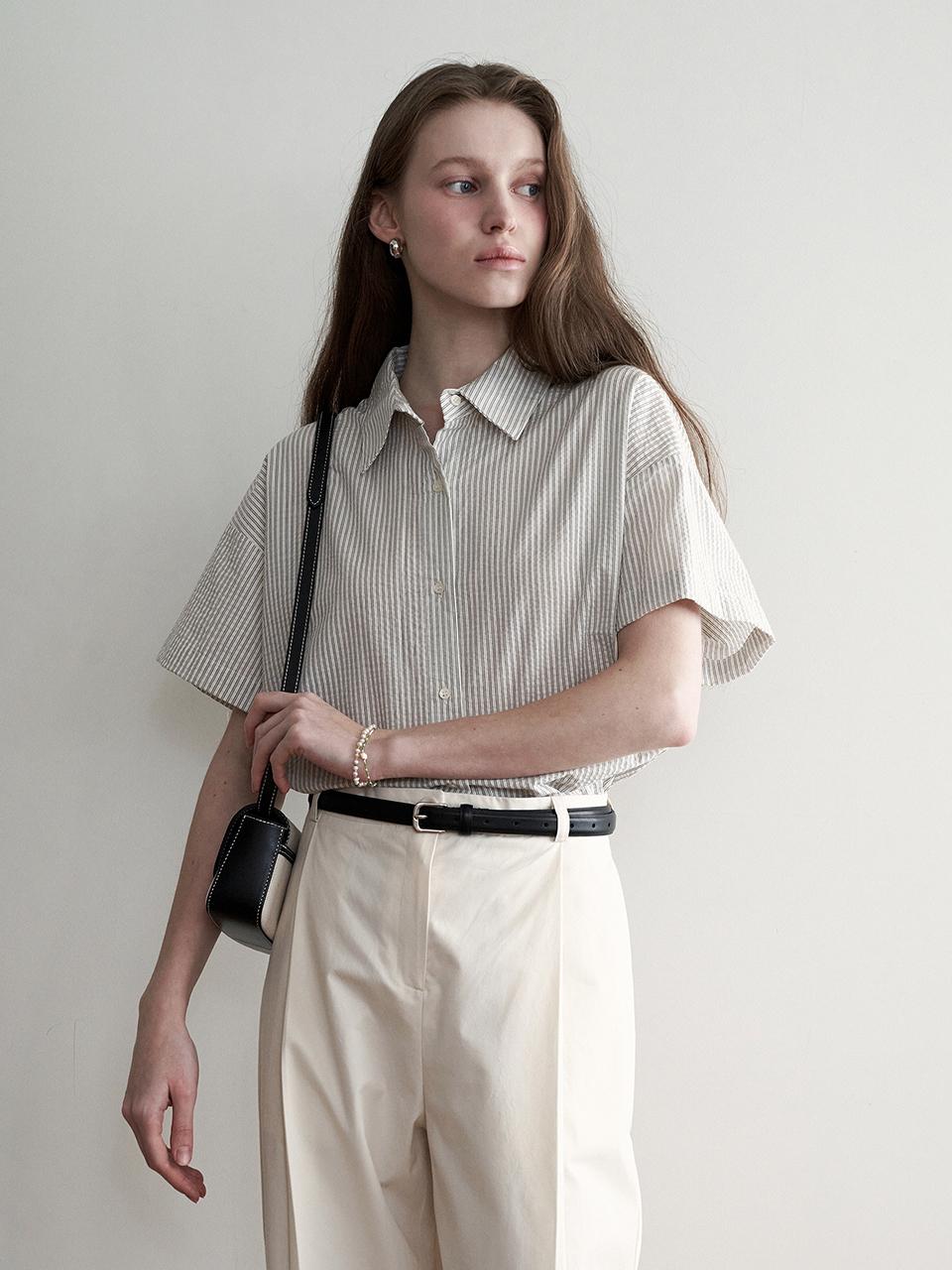 LOEIL Sheer Seersucker Stripe Short Sleeve Shirt