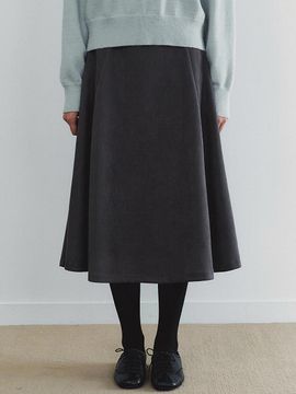 LOEIL Suede Flared Long Skirt - Charcoal