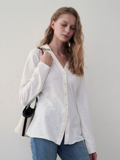 LOEIL V-neck Collar Slim Shirt