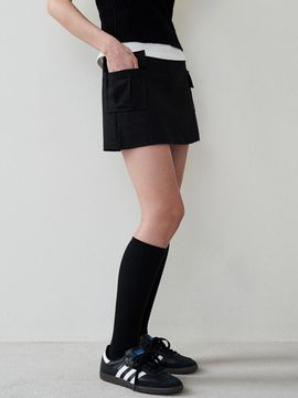 LOEIL Vintage Cargo Short Skirt _ Black