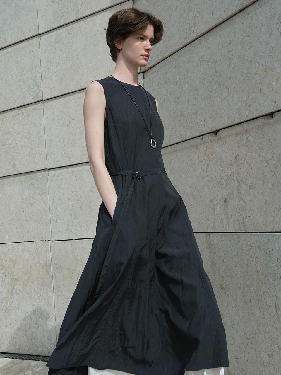 LOEUVRE Sleeveless Flared Belted Dress (SW5MO210-24)