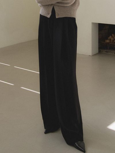 L’oiE Pin Tuck Straight Semi-Wide Pants [Black] (L128)
