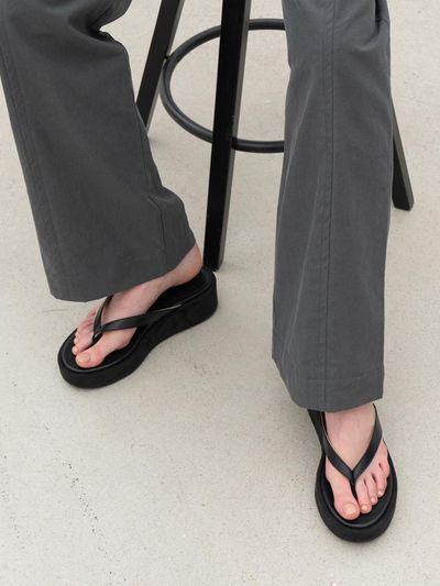 Loiret Lir 551 Flip Flops [3 Color]
