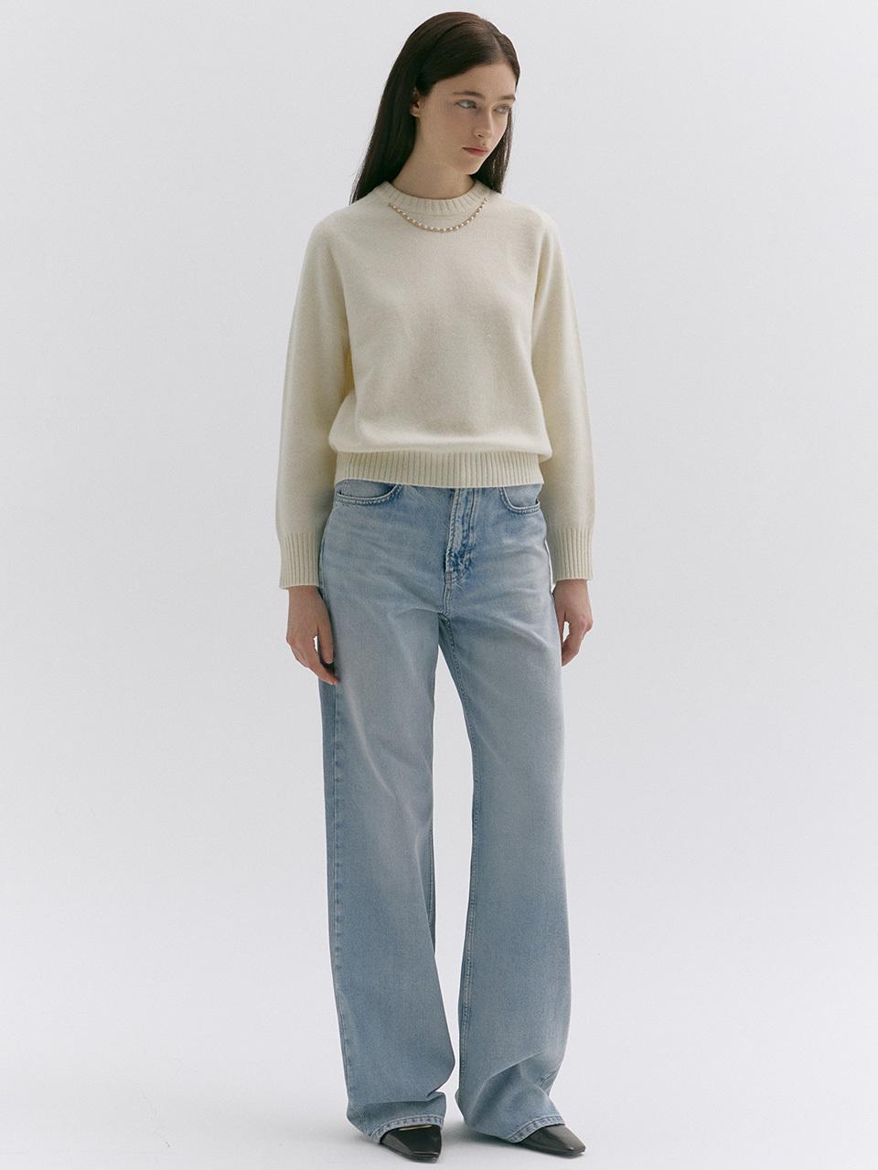 LOKNI Pearl Embellished Round Pullover Sweater [Ivory]