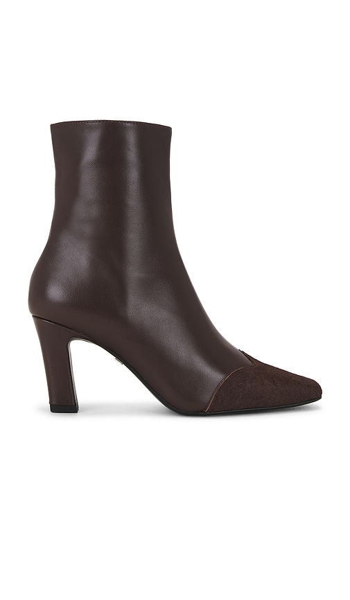 Lola Cruz Shoes display picture 1