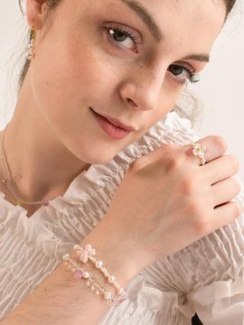 L’OMBRILLANT Delicate Pearl Gemstone Bracelet