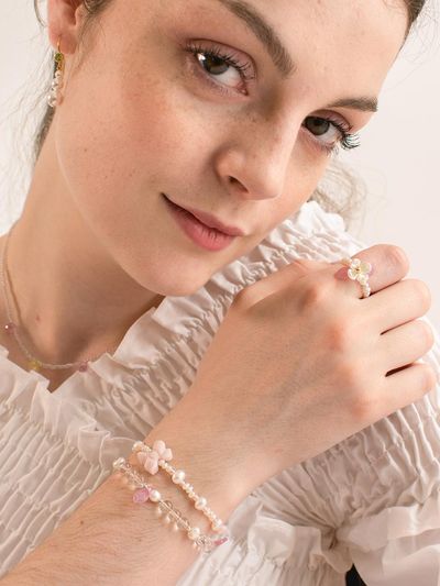 L’OMBRILLANT Delicate Pearl Gemstone Bracelet