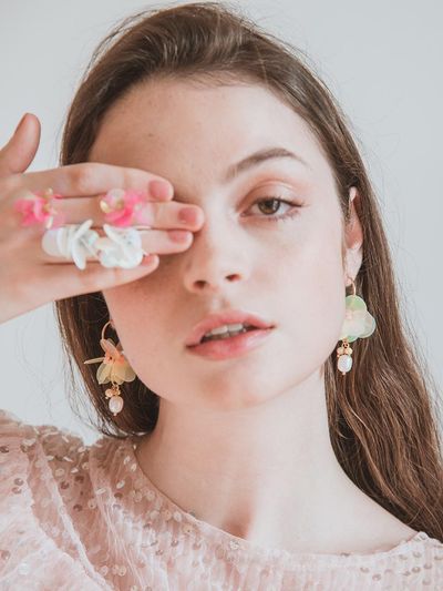 L’OMBRILLANT Fleur de Tuileries Pearl Drop Earrings
