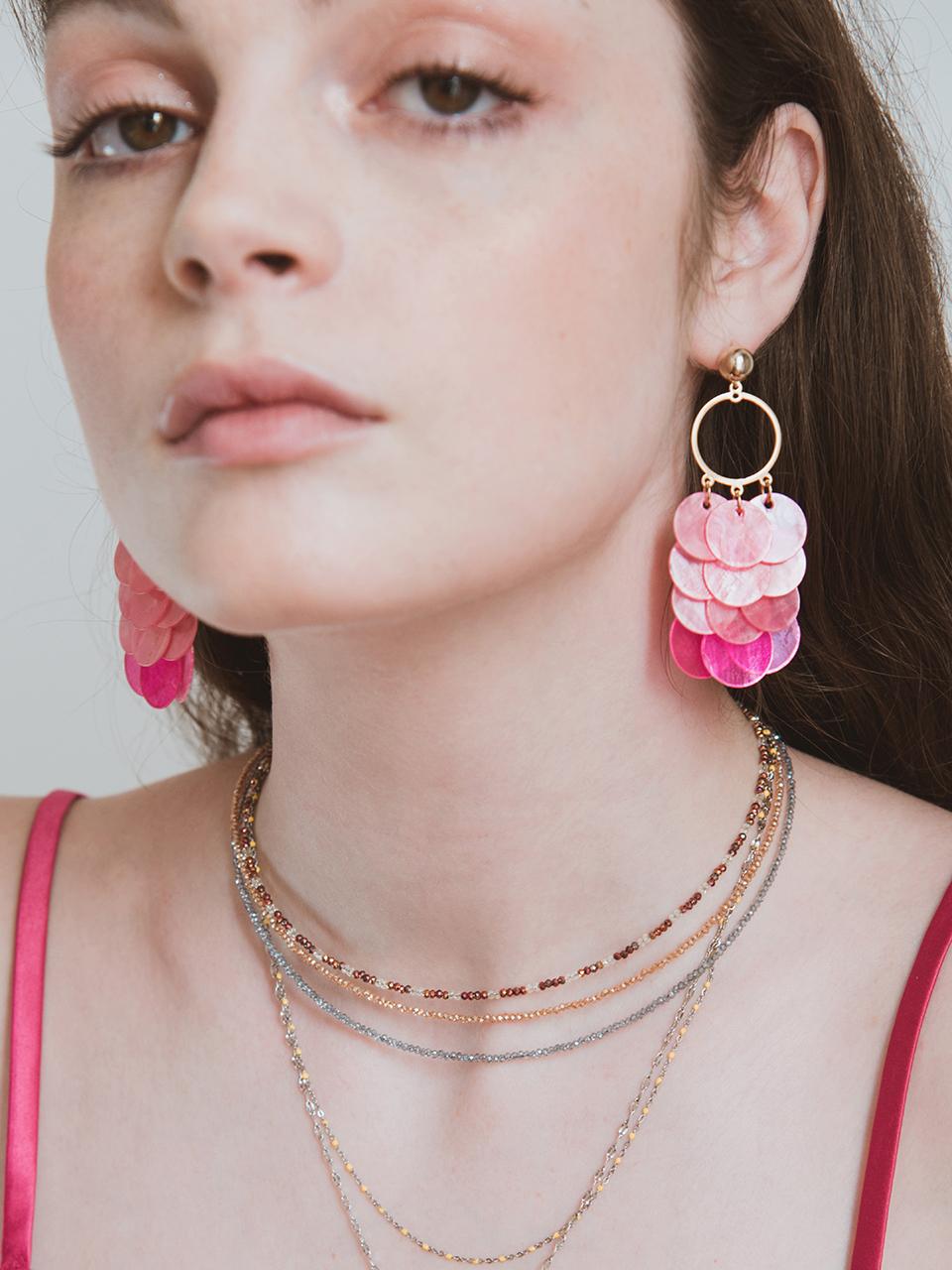L’OMBRILLANT Mother-of-Pearl Two-Tone Statement Earrings [Pink]
