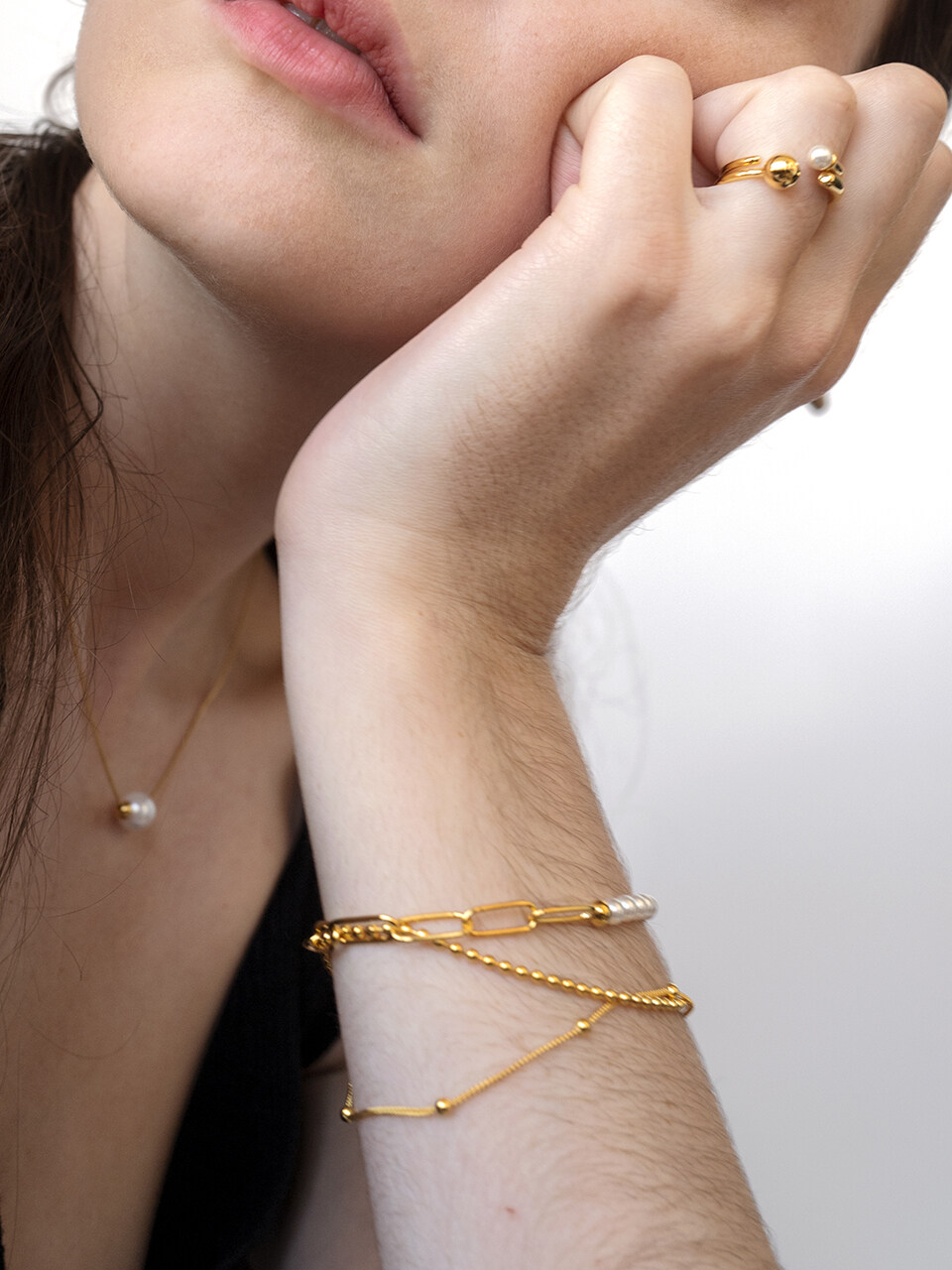 L’OMBRILLANT Pearl Link Chain Bracelet