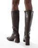 London Rebel London Rebel Isla block heeled knee boots in chocolate-Brown - 4