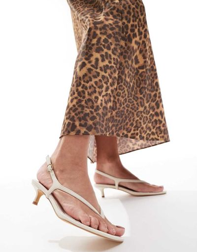 London Rebel London Rebel strap detail thong heeled sandals in cream-White