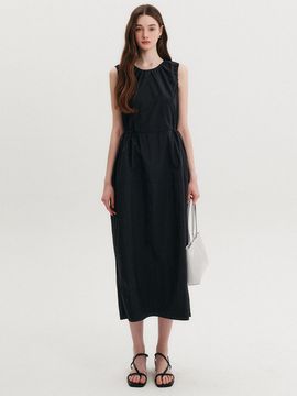LOOKAST Ella Nylon Volume Dress [Black]