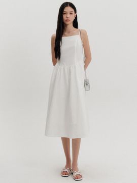 LOOKAST Jane Seersucker Stripe Dress [White]