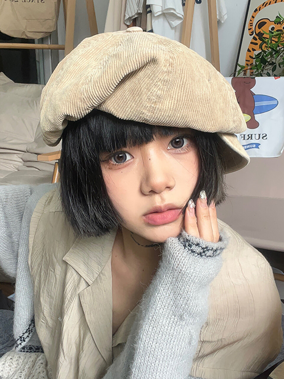LOOKING4U Cara Park Corduroy News Boy Cap Beige