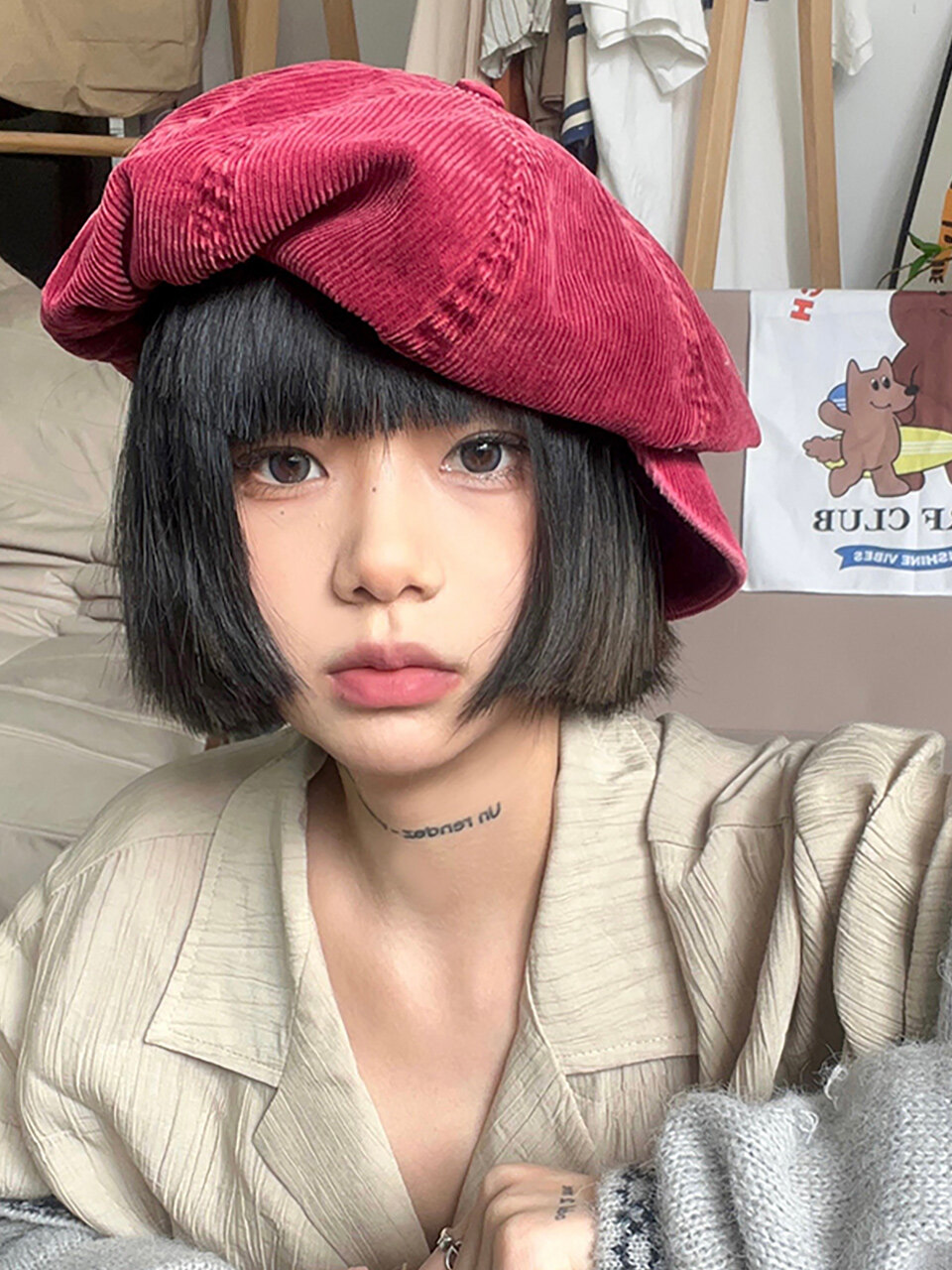 LOOKING4U Cara Park Corduroy News Boy Cap Red