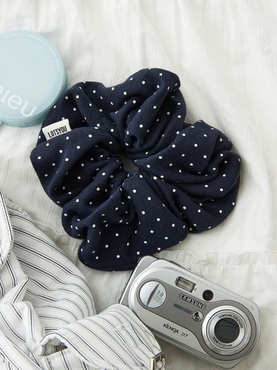 LOTS YOU lotsyou Darlene Scrunchie [Navy]