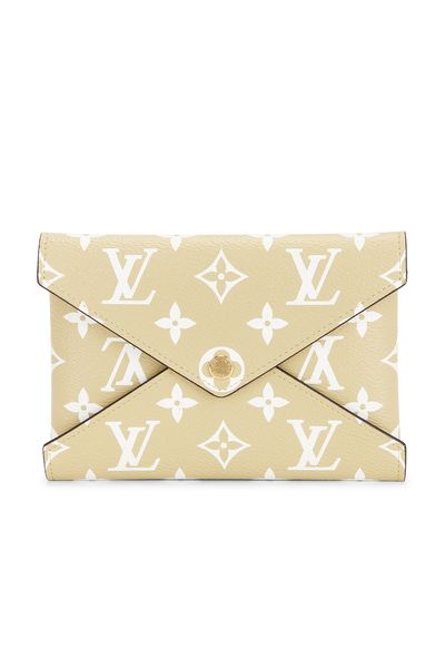 louis vuitton Louis Vuitton Limited Edition Monogram Giant Kirigami MM Pochette