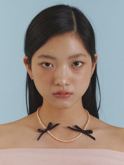 LOVE ME MONSTER 2 Love Ribbon Pink Pearl Necklace
