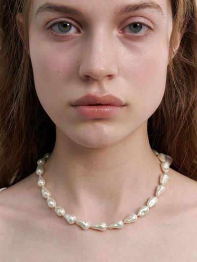 LOVE ME MONSTER Baroque Pearl Sheer Ribbon Necklace