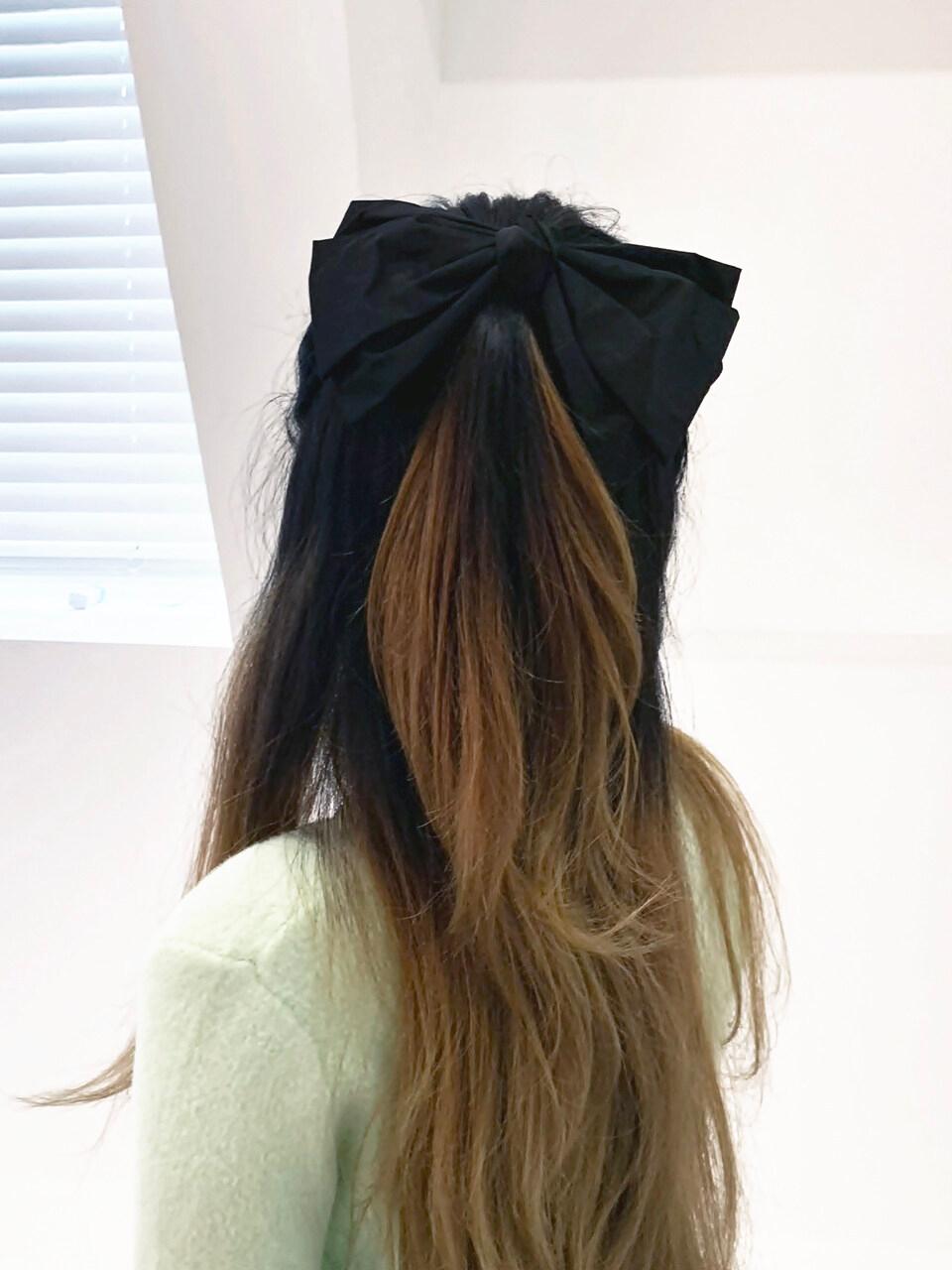 LOVE ME MONSTER BK Chic Ribbon Hair Pin