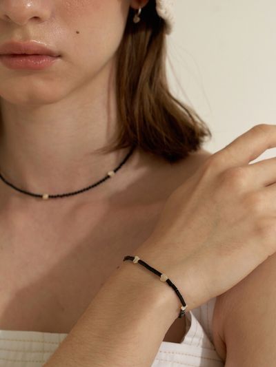 LOVE ME MONSTER Black Onyx Heart Bracelet