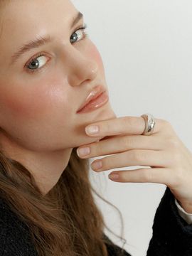 LOVE ME MONSTER Chic Volume Ring