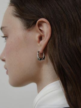 LOVE ME MONSTER Horse Hoof Earrings (L243MER030)