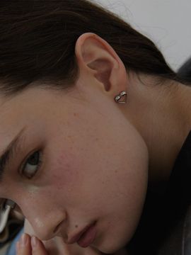 LOVE ME MONSTER Mini Mont Earrings (L243MER040)