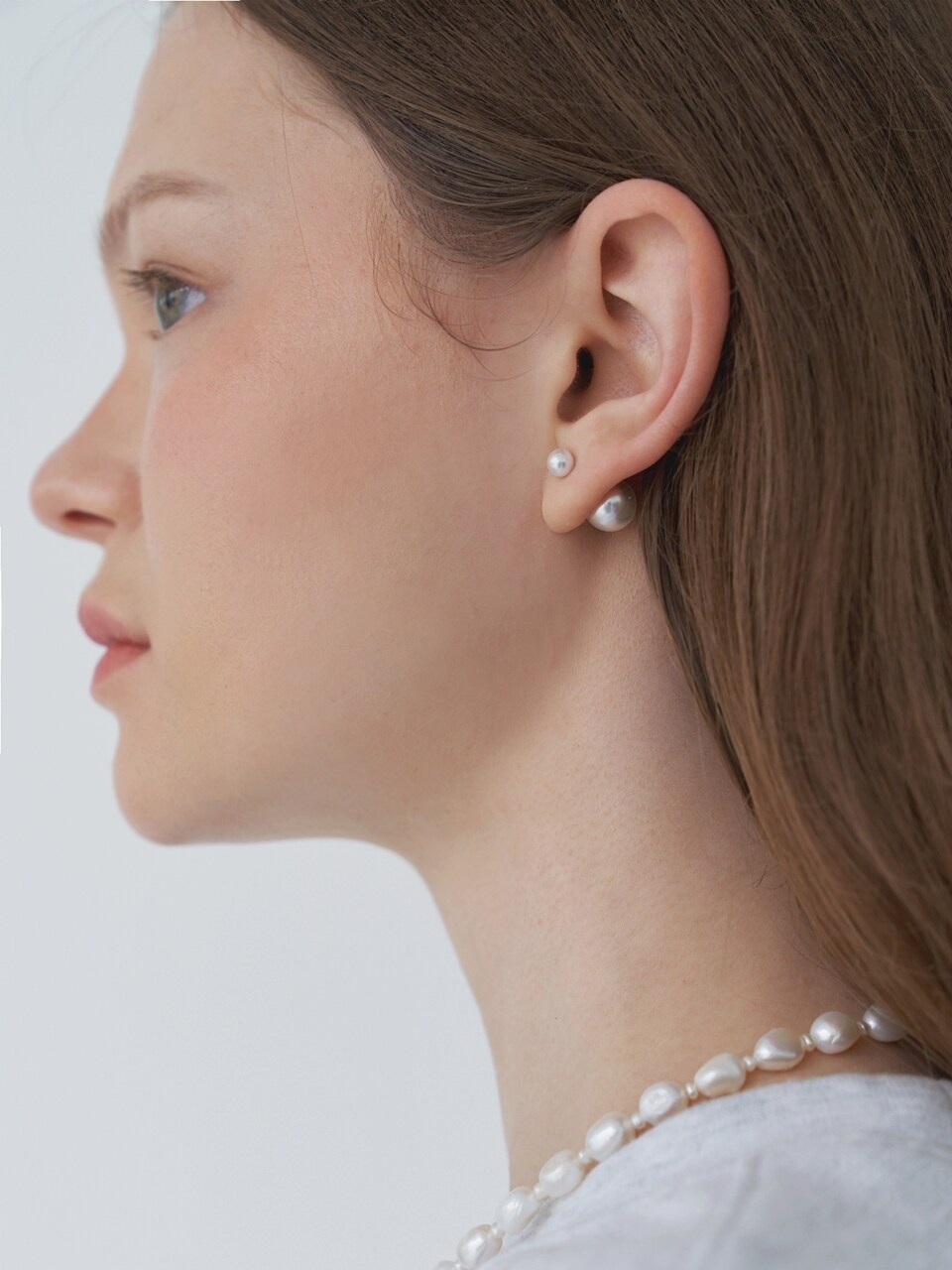 LOVE ME MONSTER Mini Pearl Earrings