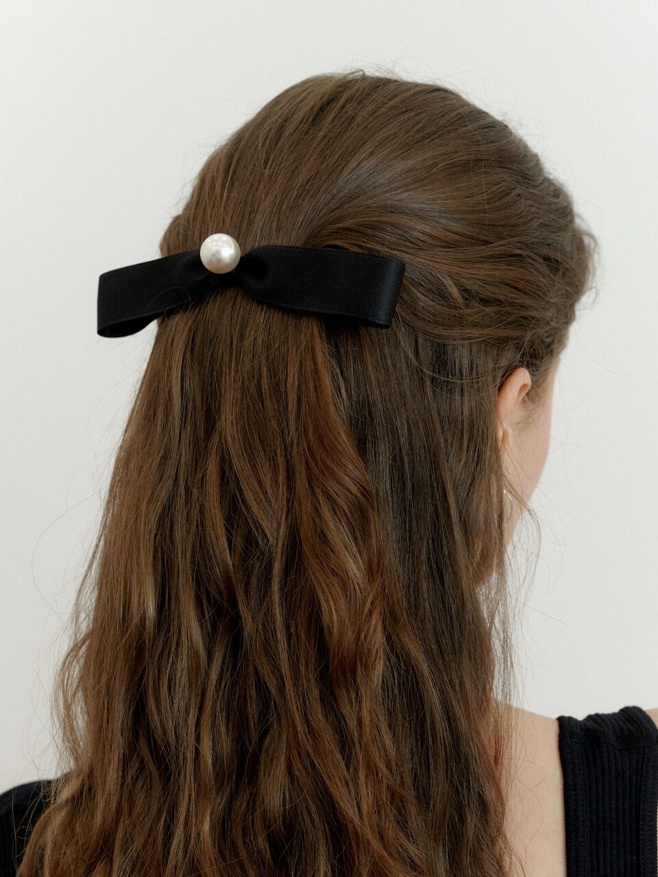 LOVE ME MONSTER Pearl Ribbon Hair Pin