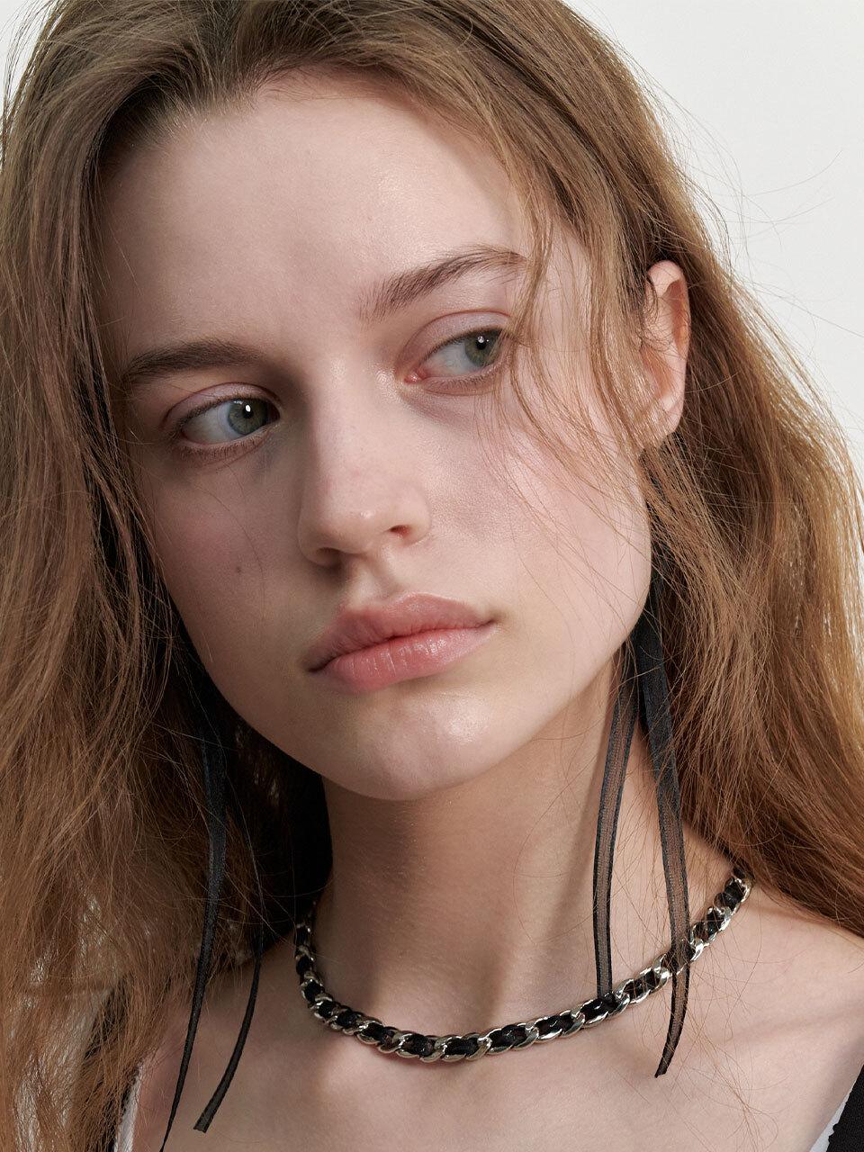 LOVE ME MONSTER Sheer Long Ribbon Chain Necklace