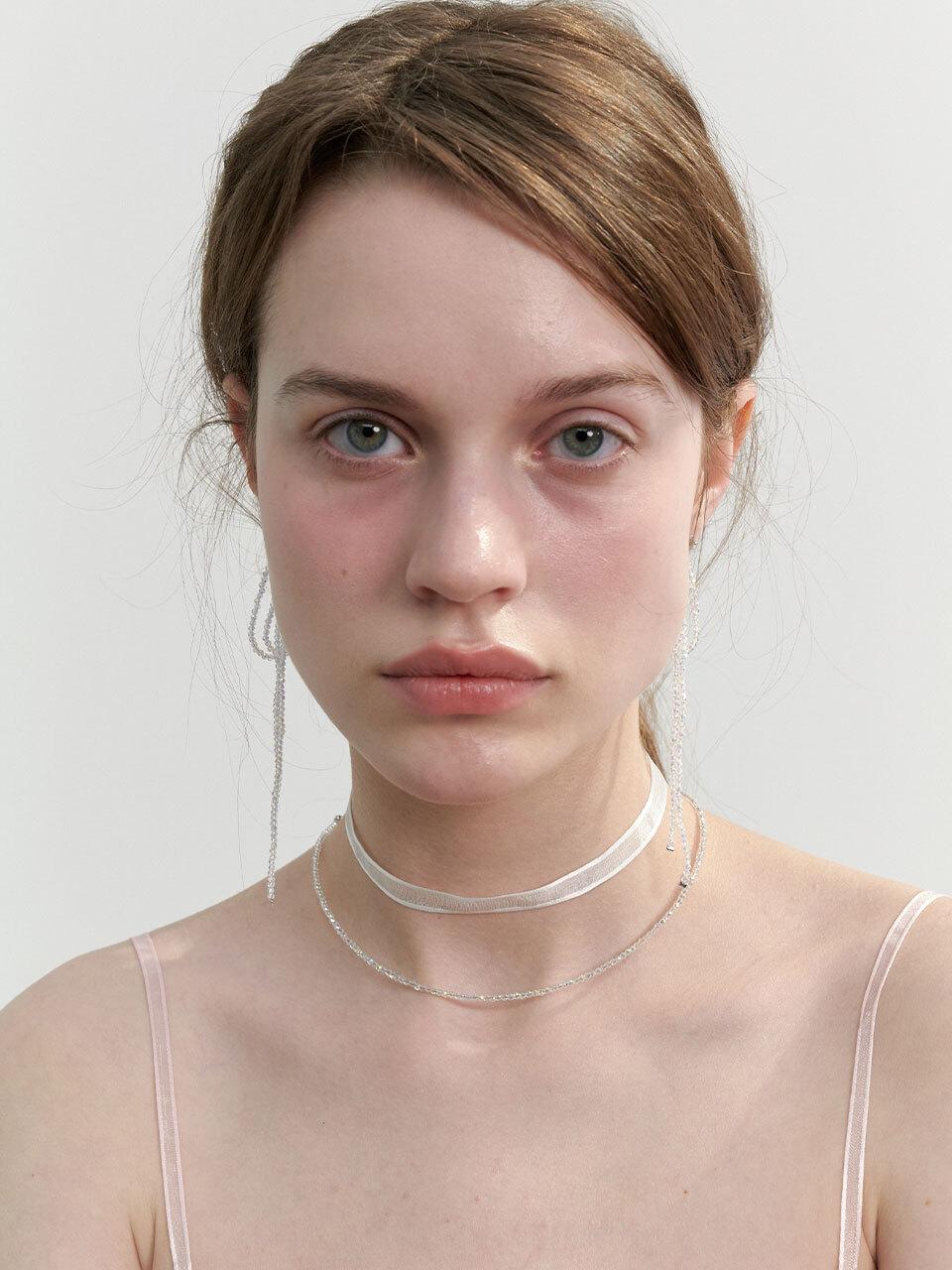 LOVE ME MONSTER Sheer Ribbon Choker